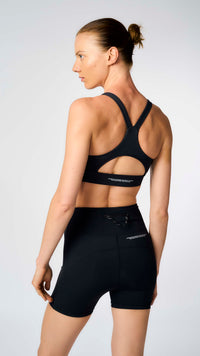 DEEP BLACK ACTIVE WOMAN TOP